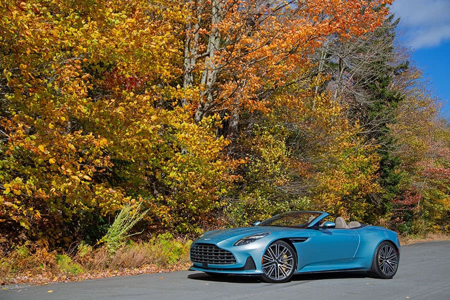 2025 Aston Martin DB12