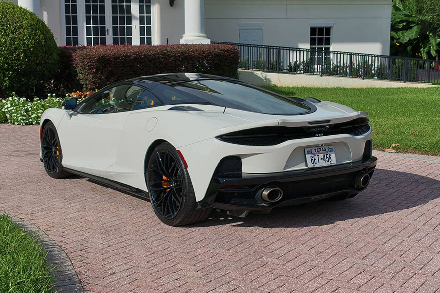 2026 McLaren GTS съчетава цена, практичност и ускорение 6 2026 McLaren GTS 3